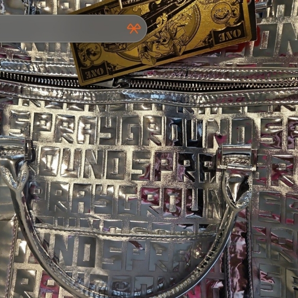 Sprayground Future Titan Metallic duffle